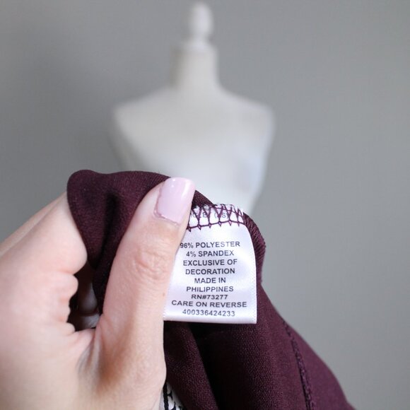 NWT Elle Burgundy Textured Bell Sleeve Blazer Jacket Sz XS - Picture 3 of 8